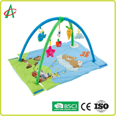 Colore lavabile pieghevole della stuoia 76cm del gioco del bambino multi con il giocattolo farcito sveglio