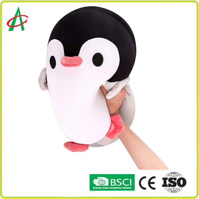 La pelliccia lunga del mucchio ha farcito il giocattolo BSCI del pinguino certificato